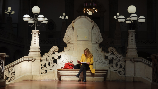 Rechtsanwältin Annett Sterrer im Kriminalgericht Moabit